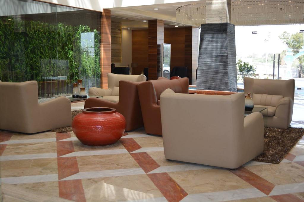 Отель The Fern Residency Mundra Экстерьер фото