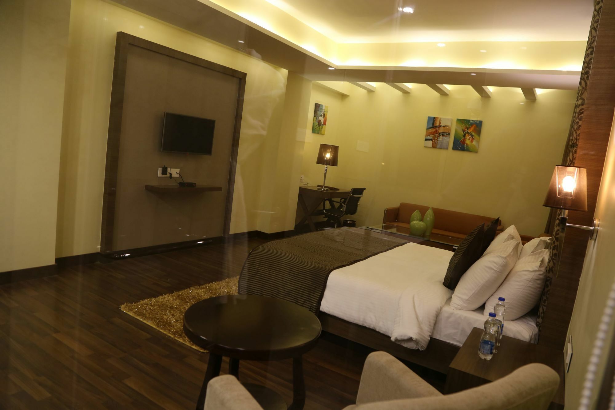 Отель The Fern Residency Mundra Экстерьер фото