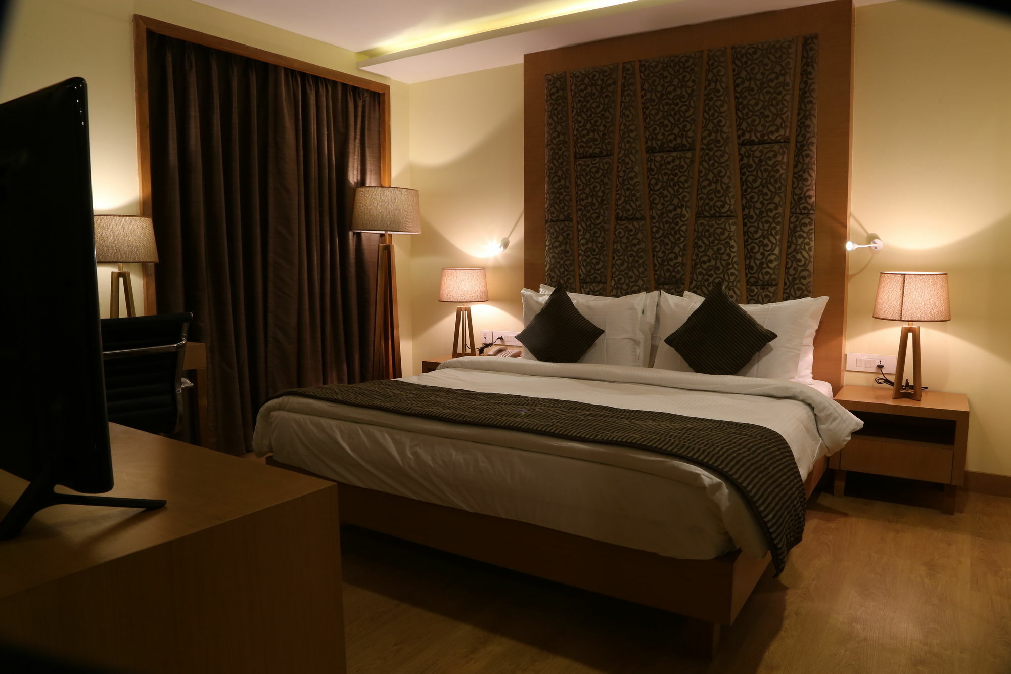 Отель The Fern Residency Mundra Экстерьер фото